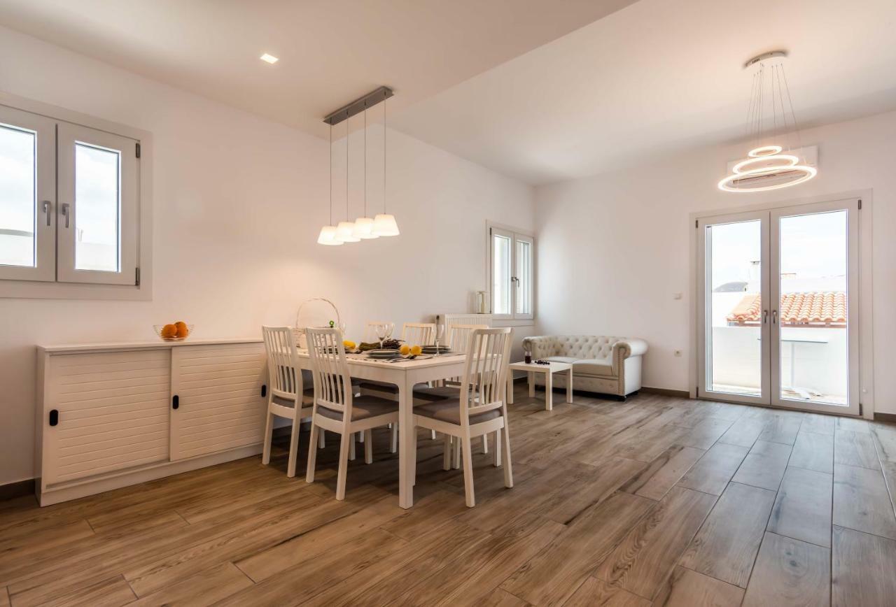 White Rock Milos Suites Adamantas  Bagian luar foto