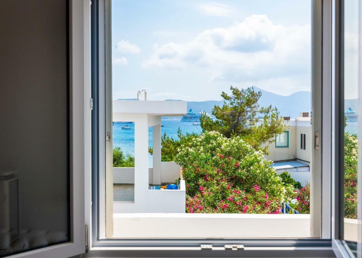 White Rock Milos Suites Adamantas  Bagian luar foto