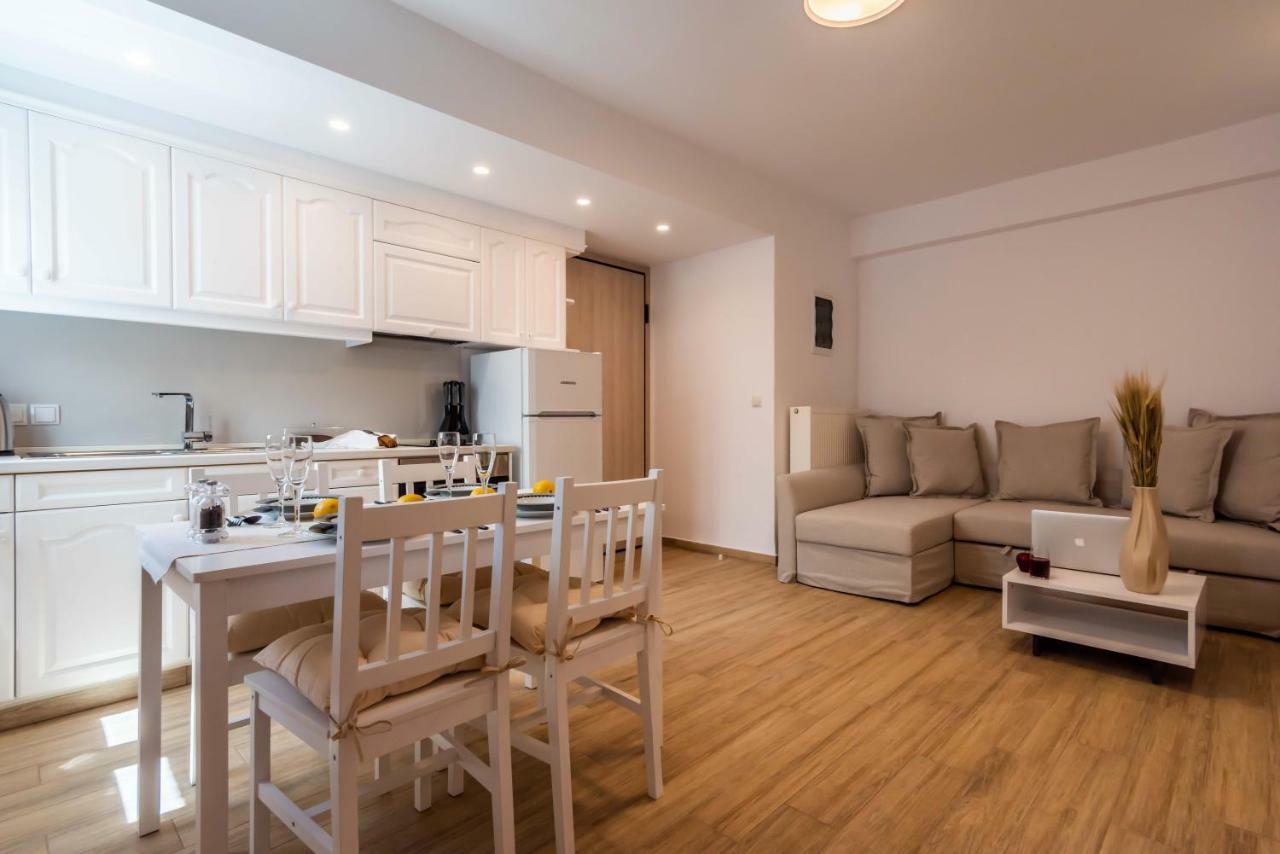 White Rock Milos Suites Adamantas  Bagian luar foto